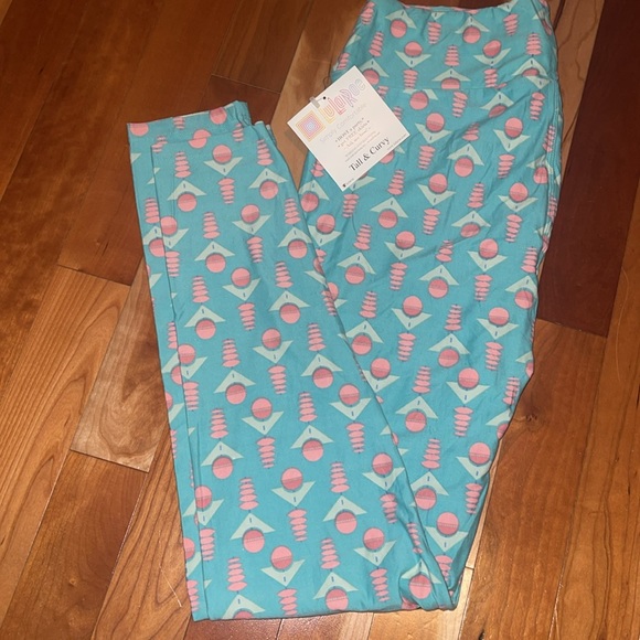 Butter SOFT Leggings LuLaRoe Tall & Curvy fit size 12 - 22 No elastic high waist - Picture 4 of 12